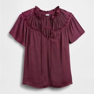 GAP Size XL Relaxed Shirred Splitneck Top